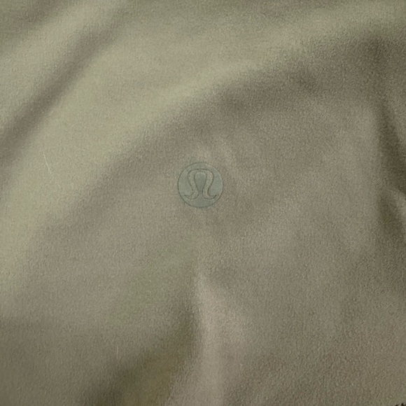 Light grey lululemon align leggings - Picture 3 of 6